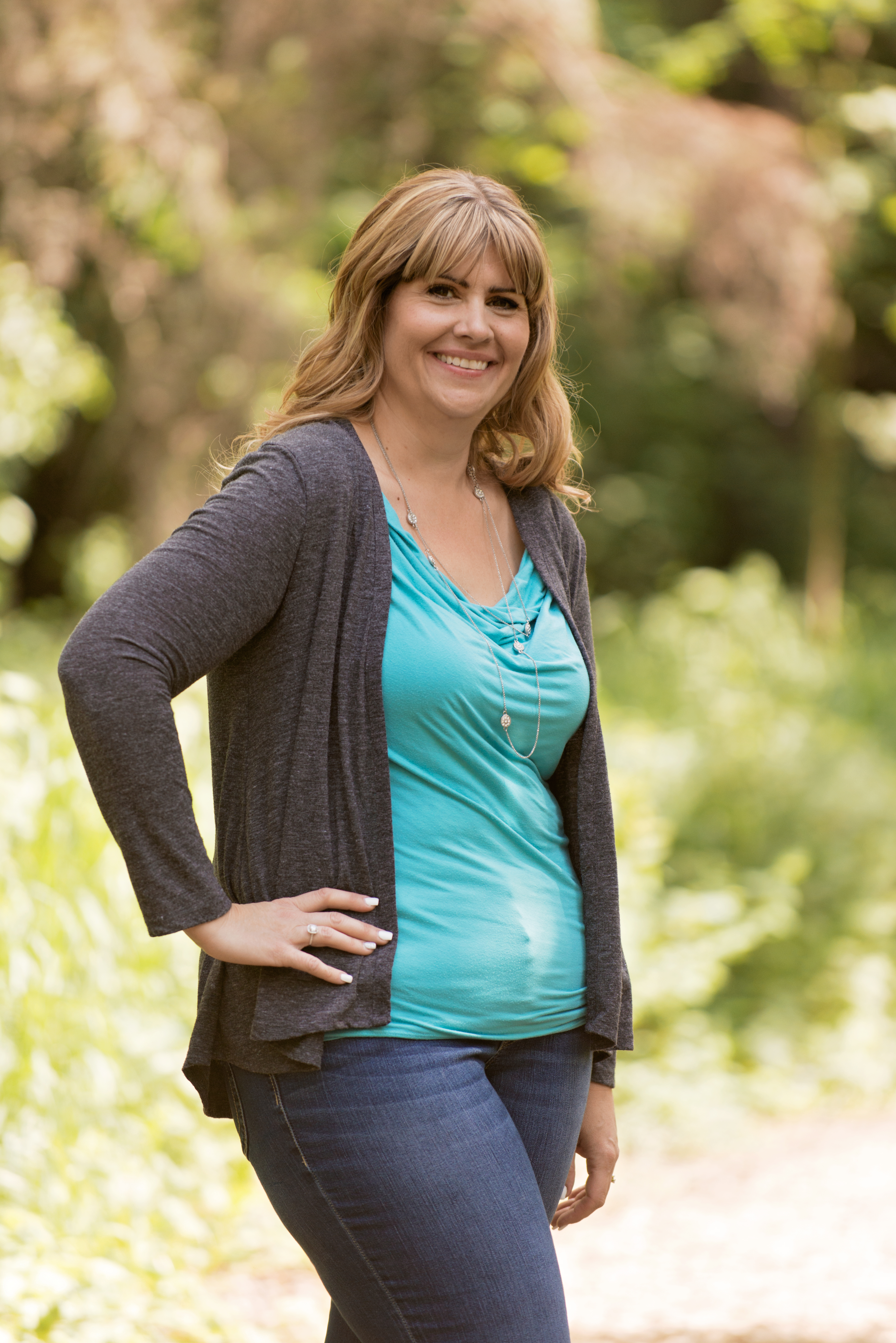 Birth Educator Christine Cathrall of Central Alberta Doulas taken by Suzanne Taylor Photography